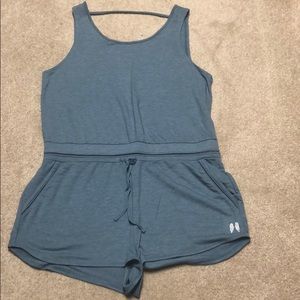 VS bathe suit cover up